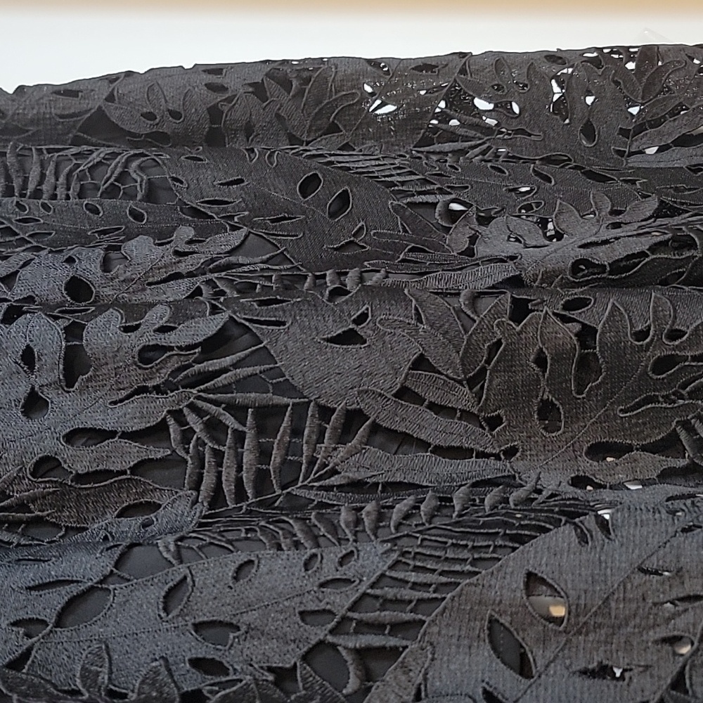 Sophisticated Black Wide Leg Lace Pants - Picture 4 of 8